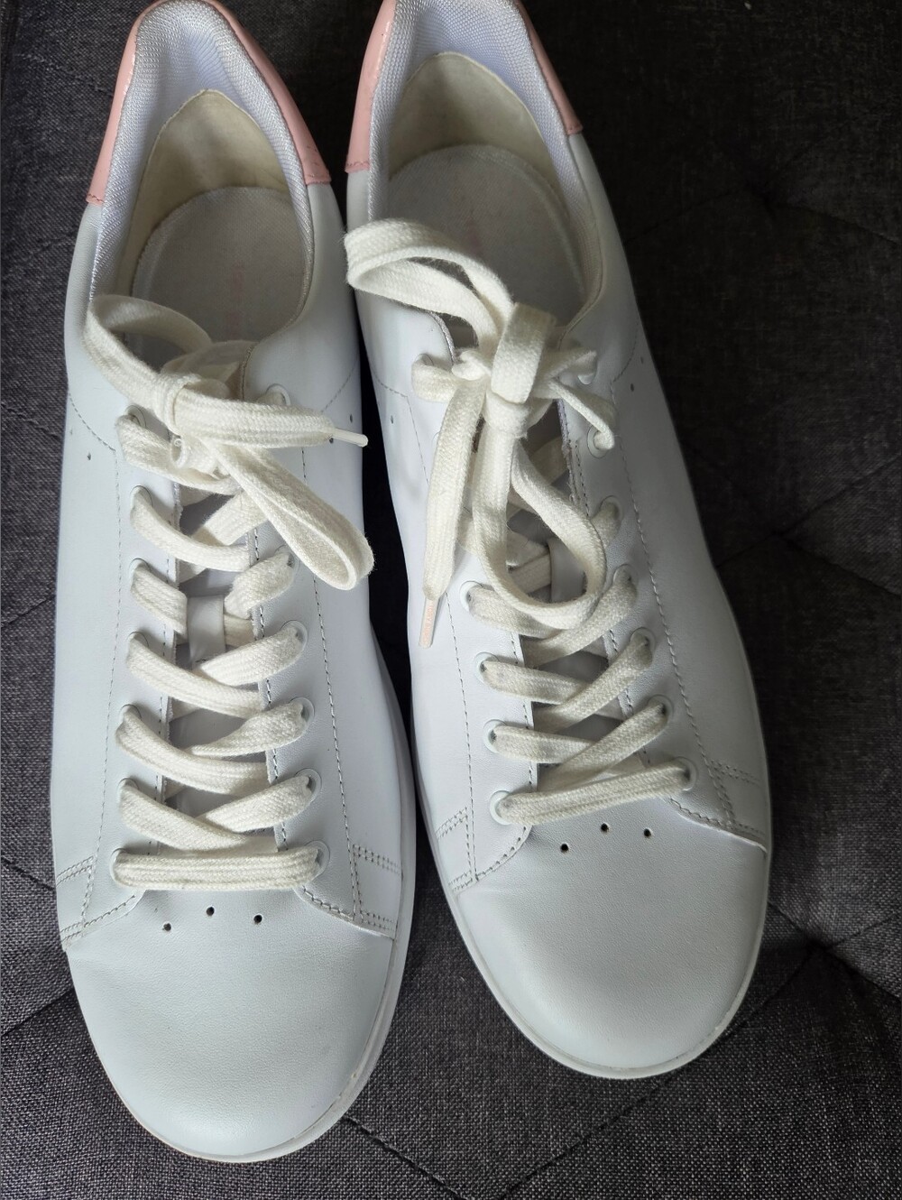 Tory Burch White Leather Sneakers with Pink Heel Tab